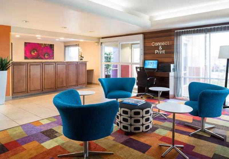 Hotel Country & By Radisson, Airport, Az