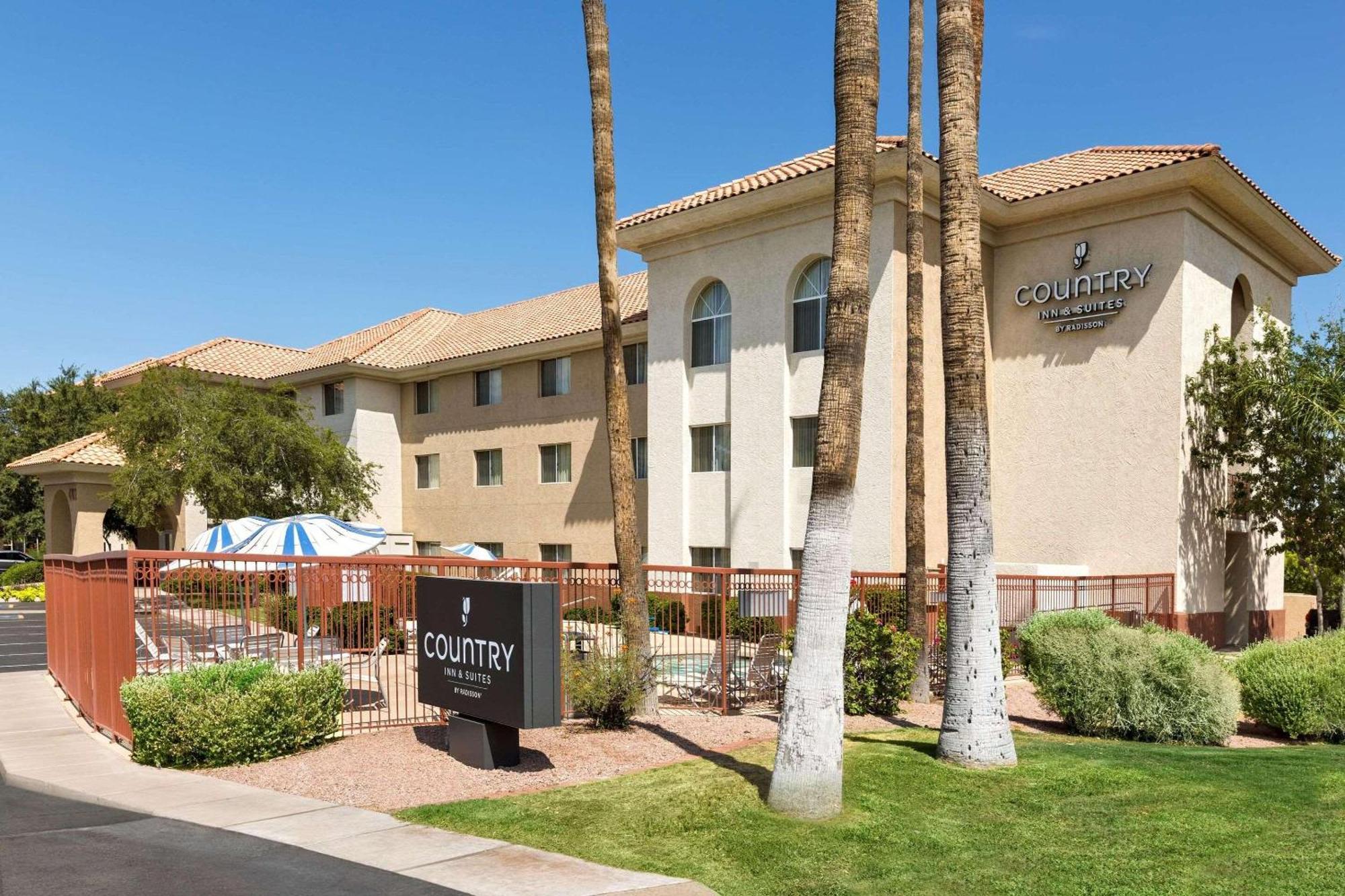 Country & By Radisson, Airport, Az 3* Phoenix