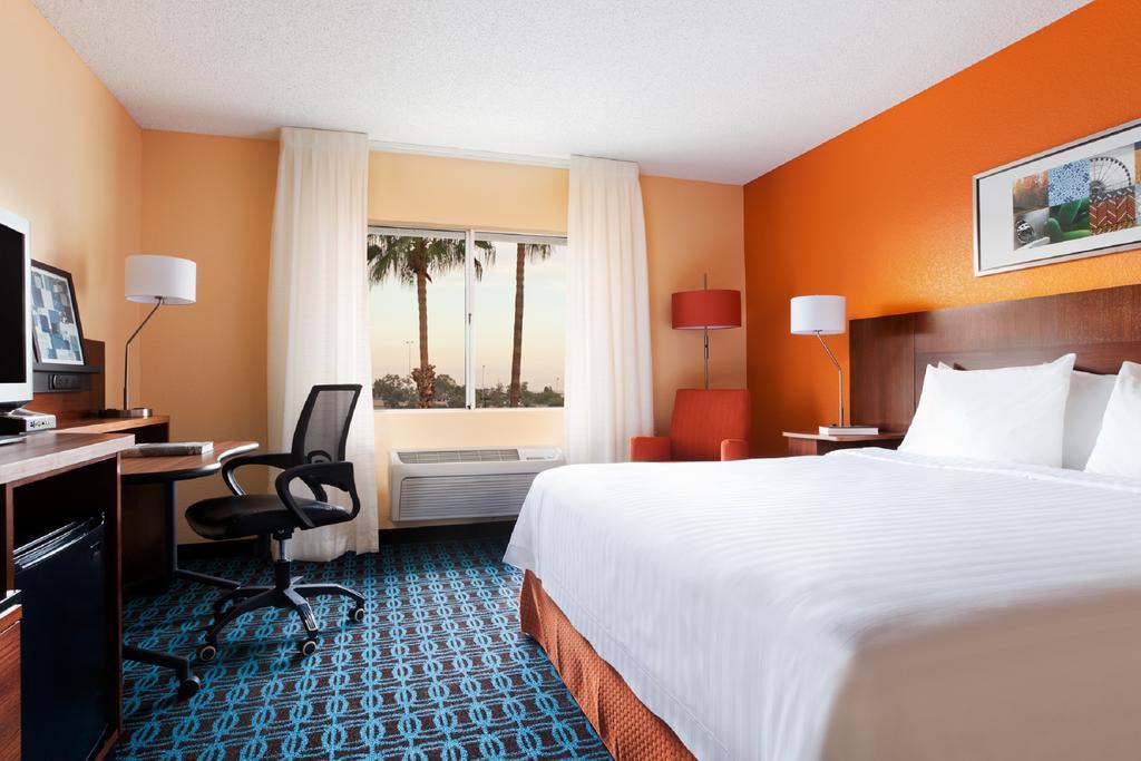 Hotel Country & By Radisson, Airport, Az Phoenix